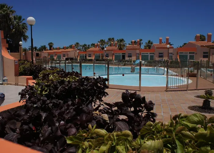 Castillo Playa Parque de vacaciones 2*