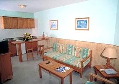 كاستيلو بلايا 2*