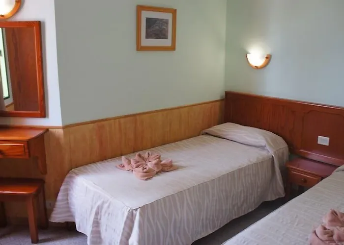 Aldeamento Turístico Castillo Playa 2*